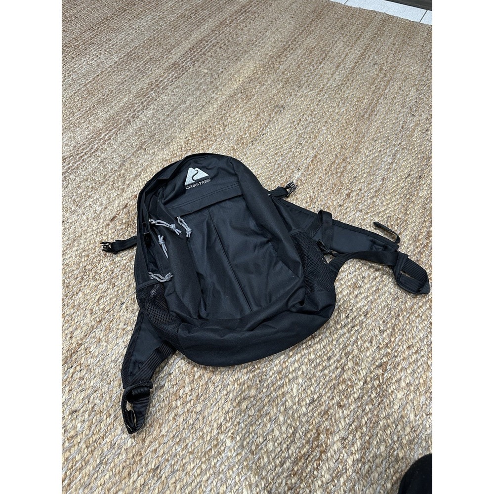 Ozark Trail Hiker Backpack 25L Black Polyester Adult/Teen Unisex
